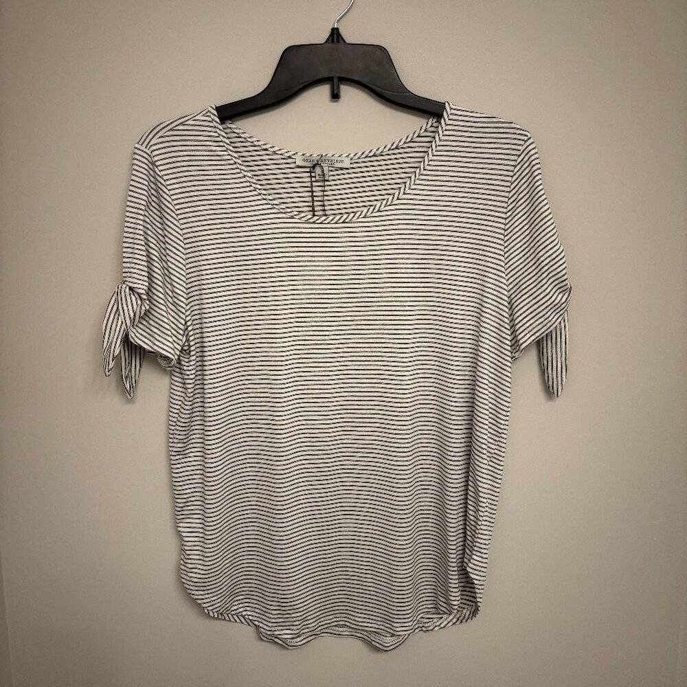 Green Envelope Top White with Double Black Stripe Tied Sleeve Small